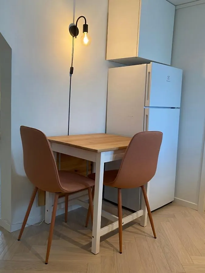 Entire Renovated Apartment From 1780 With Kitchen, Bath, Bedroom, And Living Room In Skuteviken Norway